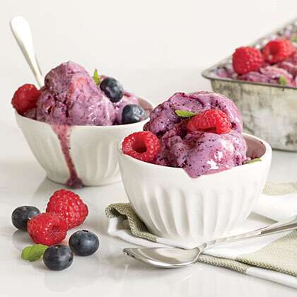 How to Make Mixed Berry Frozen Yogurt - Manila Spoon