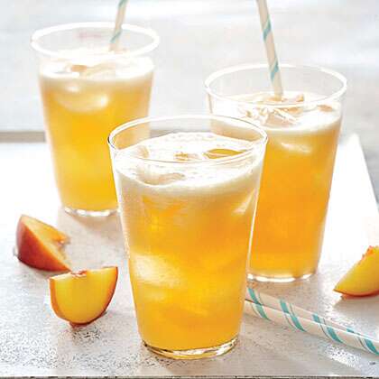 Sparkling Ice® Bourbon Peach Lemonade Cocktail