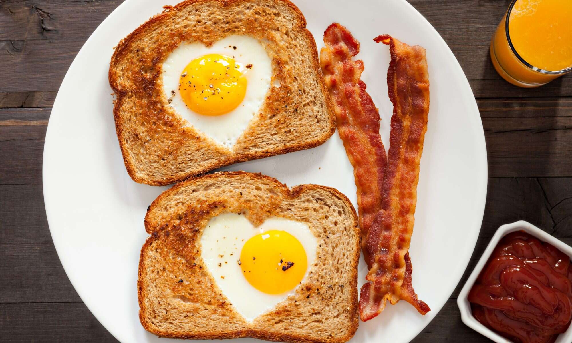 Perfect Fried Eggs - Framed Cooks