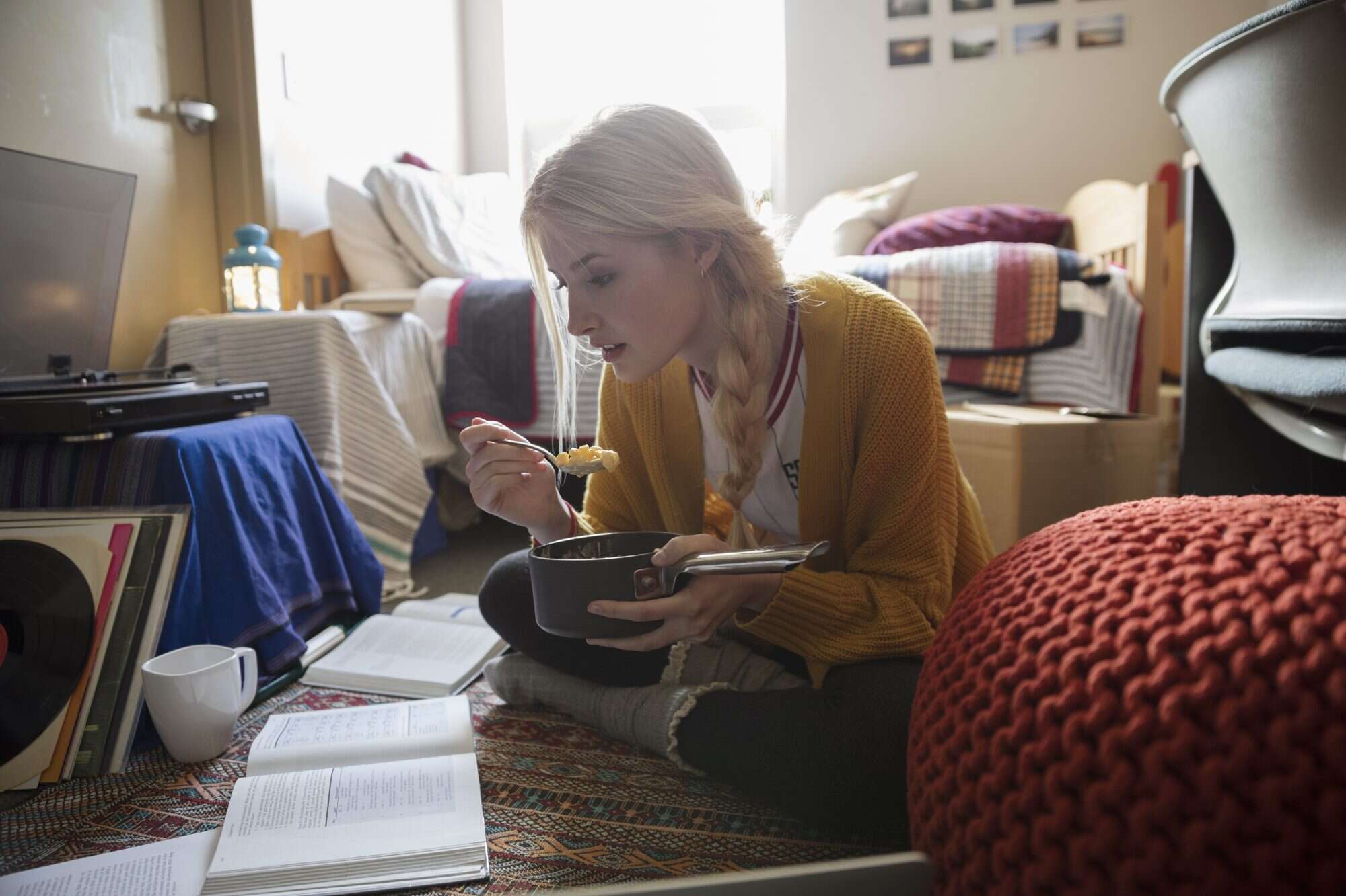 9 Tips for Cooking in a Dorm That Can Help You Eat Well All Semester Long