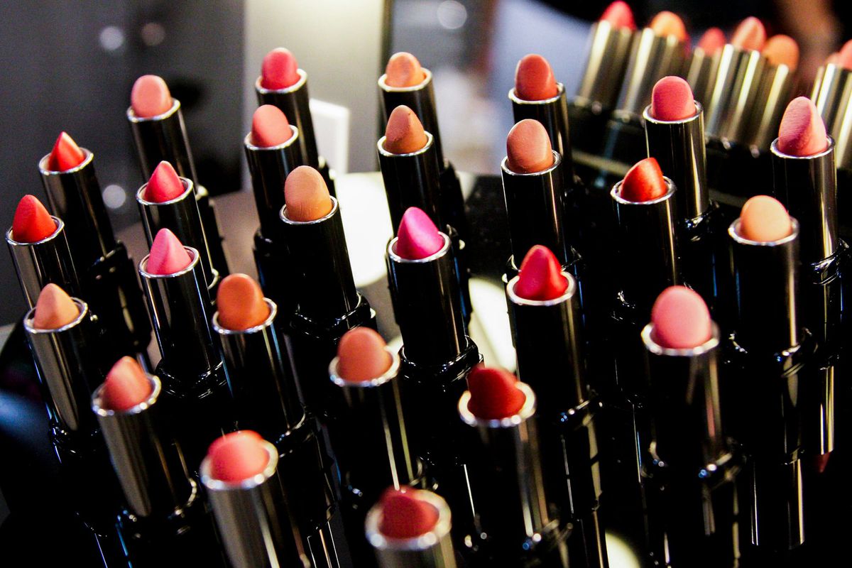 Can You Get Herpes From Lipstick? This Woman Sued Sephora Claiming She Did