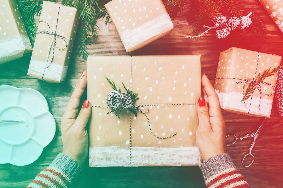 healthy holiday gift ideas for women