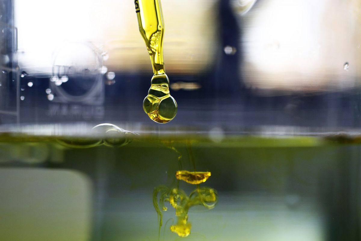7 Surprising Ways People Are Using CBD Oil—and What Doctors Really Think About It