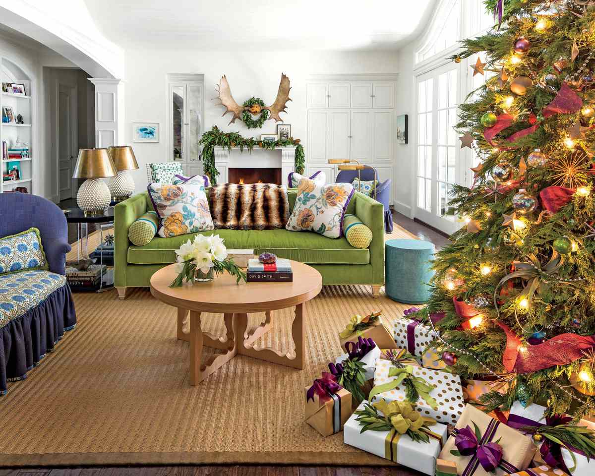Our Favorite Living Rooms Decorated For Christmas Southern Living