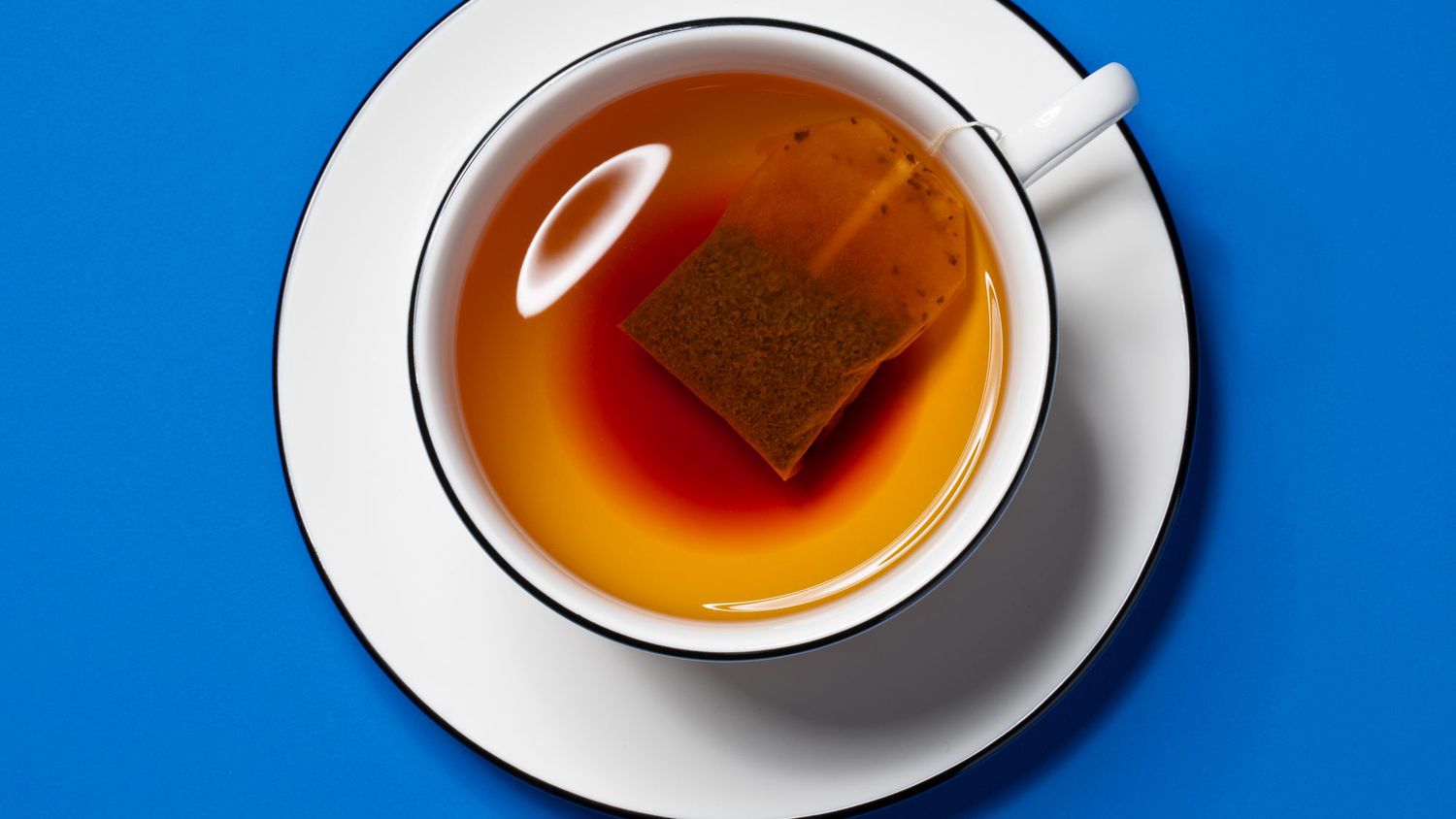 Why You Should Never Microwave Tea, Plus the Right Way to Brew It | Real  Simple