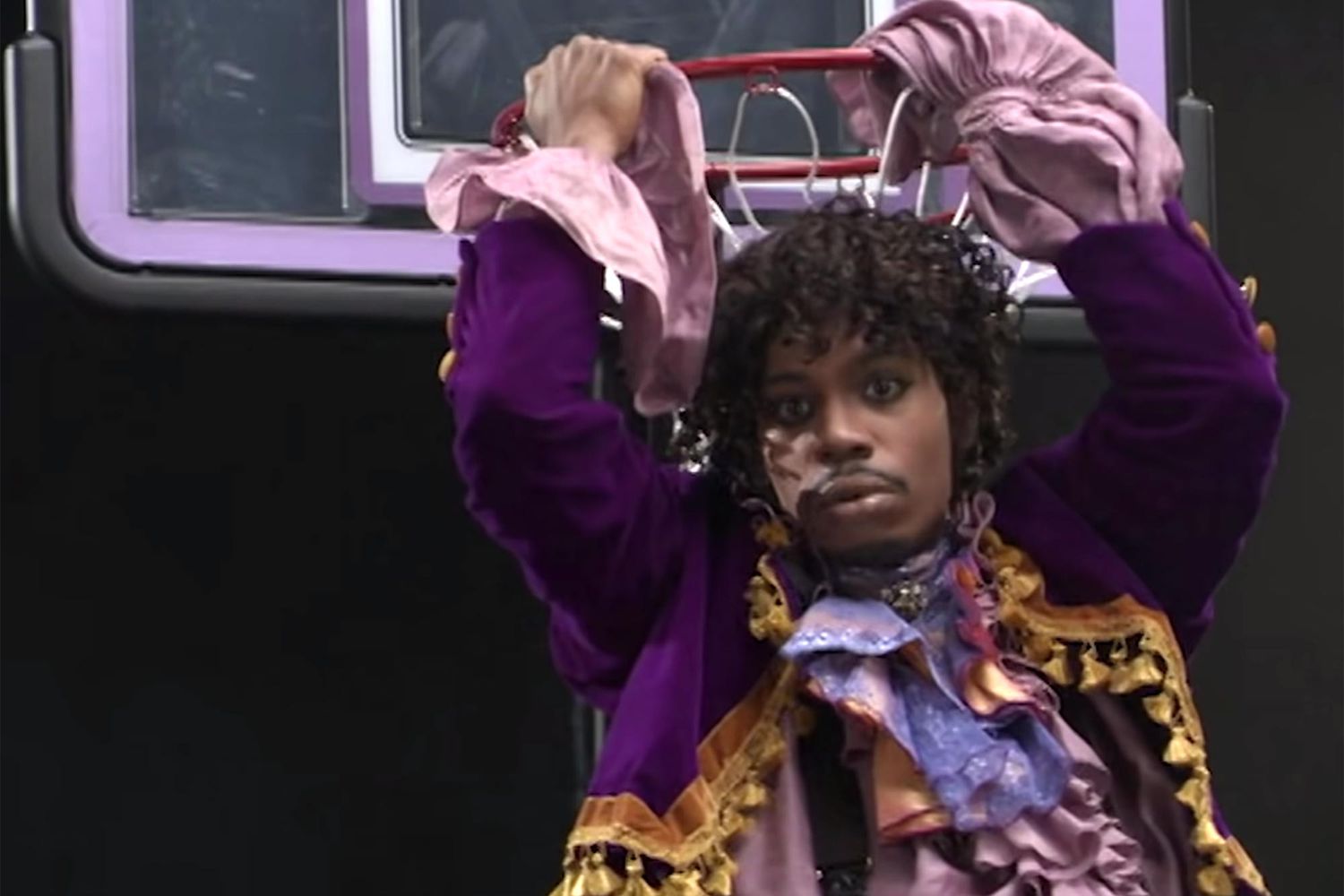 Eddie Murphy tells his side of Prince basketball game immortalized on &apos...