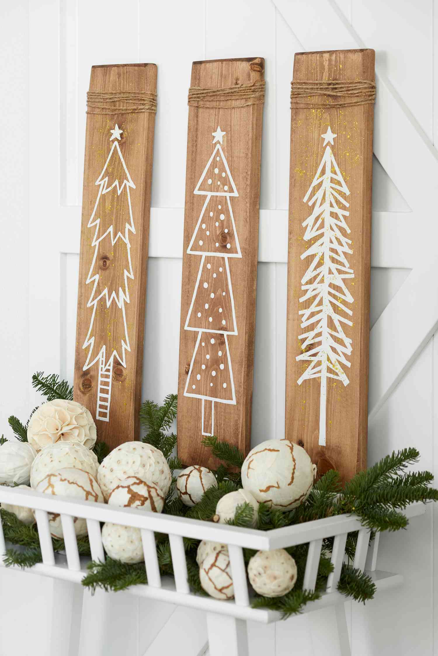 Make These Gorgeous Wood Plank Christmas Tree Signs Better Homes Gardens