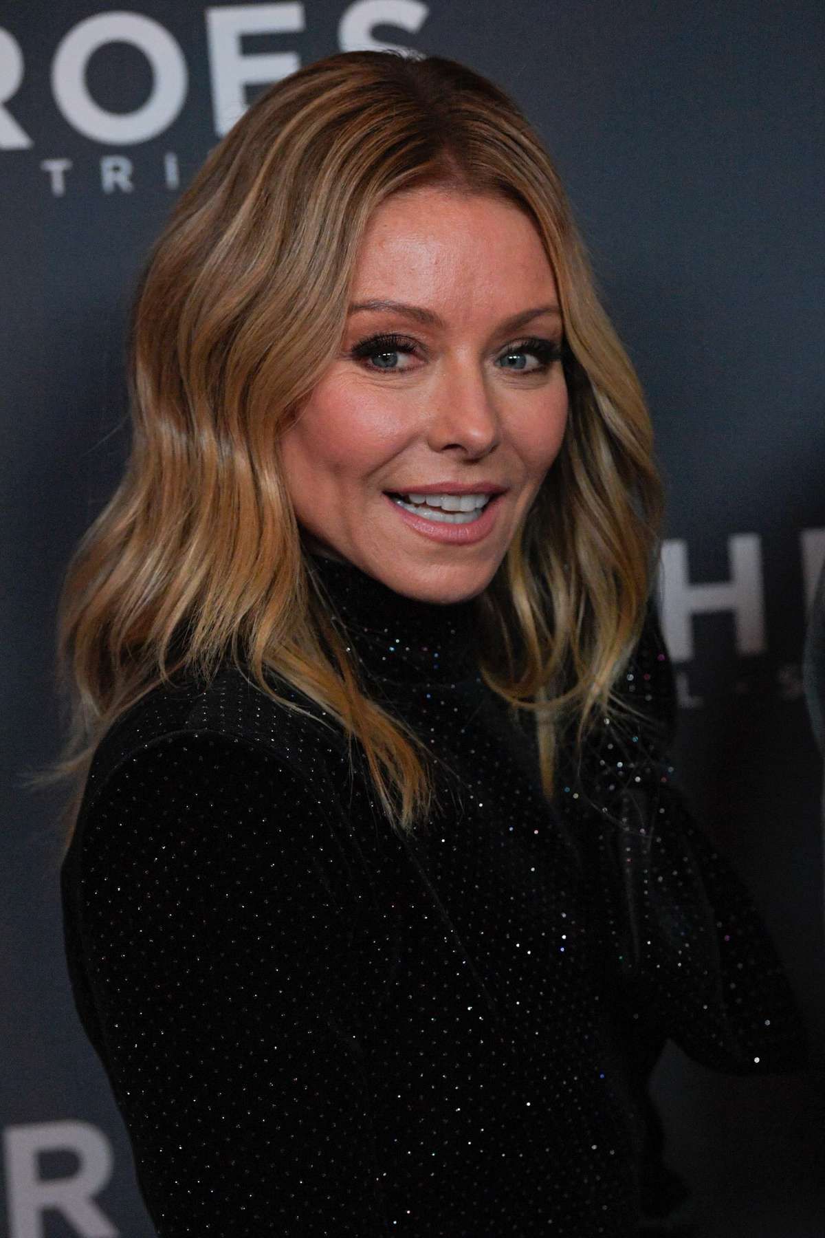 Kelly Ripa Shut Down Her Daughter S Debit Card After Too Many Postmates Orders Instyle