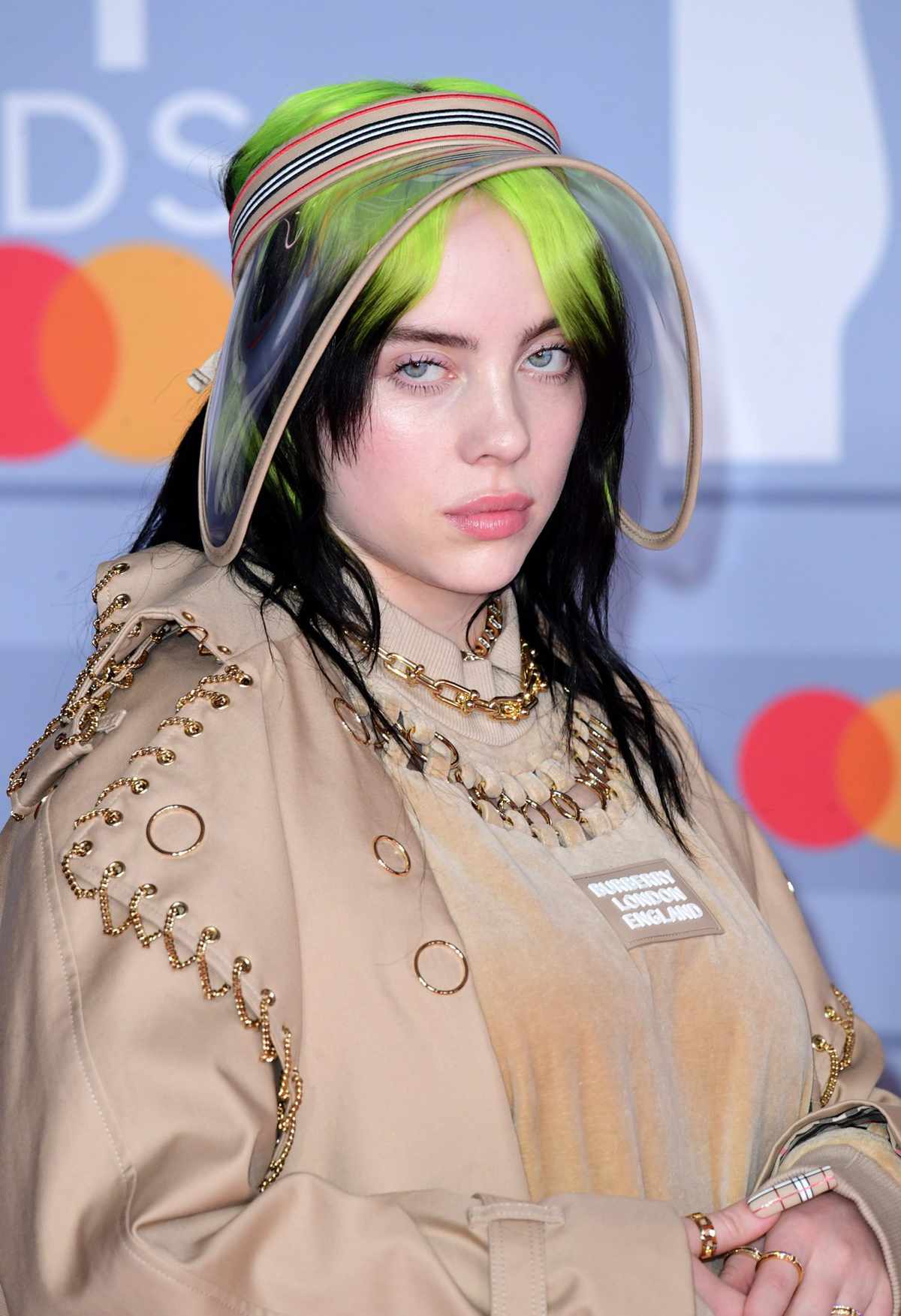 Billie Eilish Says Instagram Comments Are Ruining Her Life Instyle