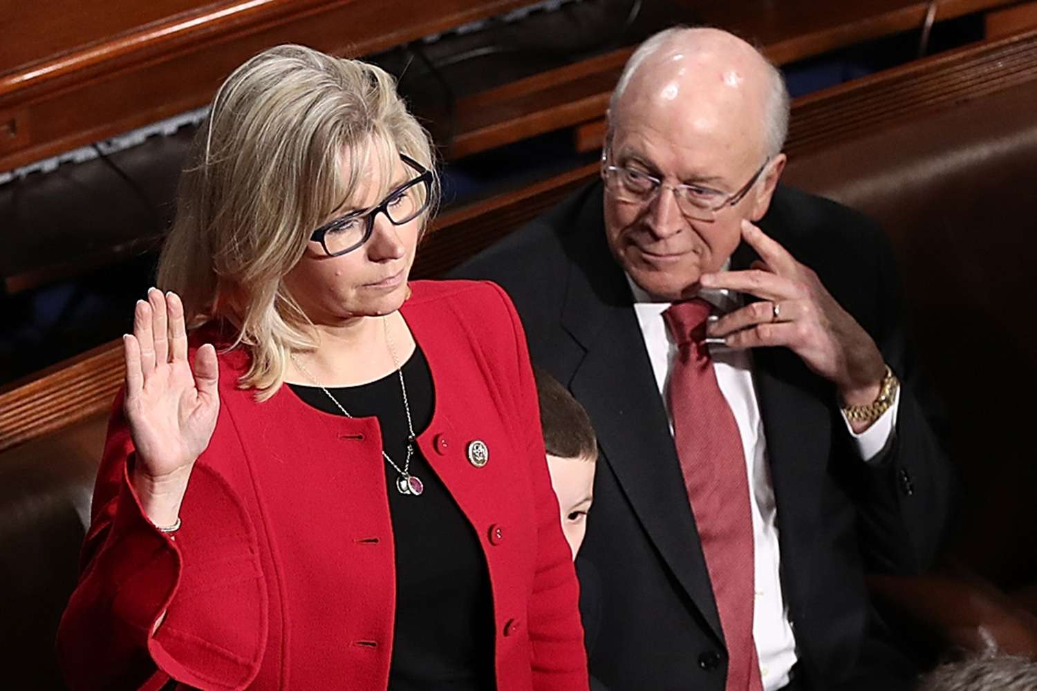 Liz and Dick Cheney Were the Only Republicans to Attend the House's Anniversary Observance of Jan. 6 暴動