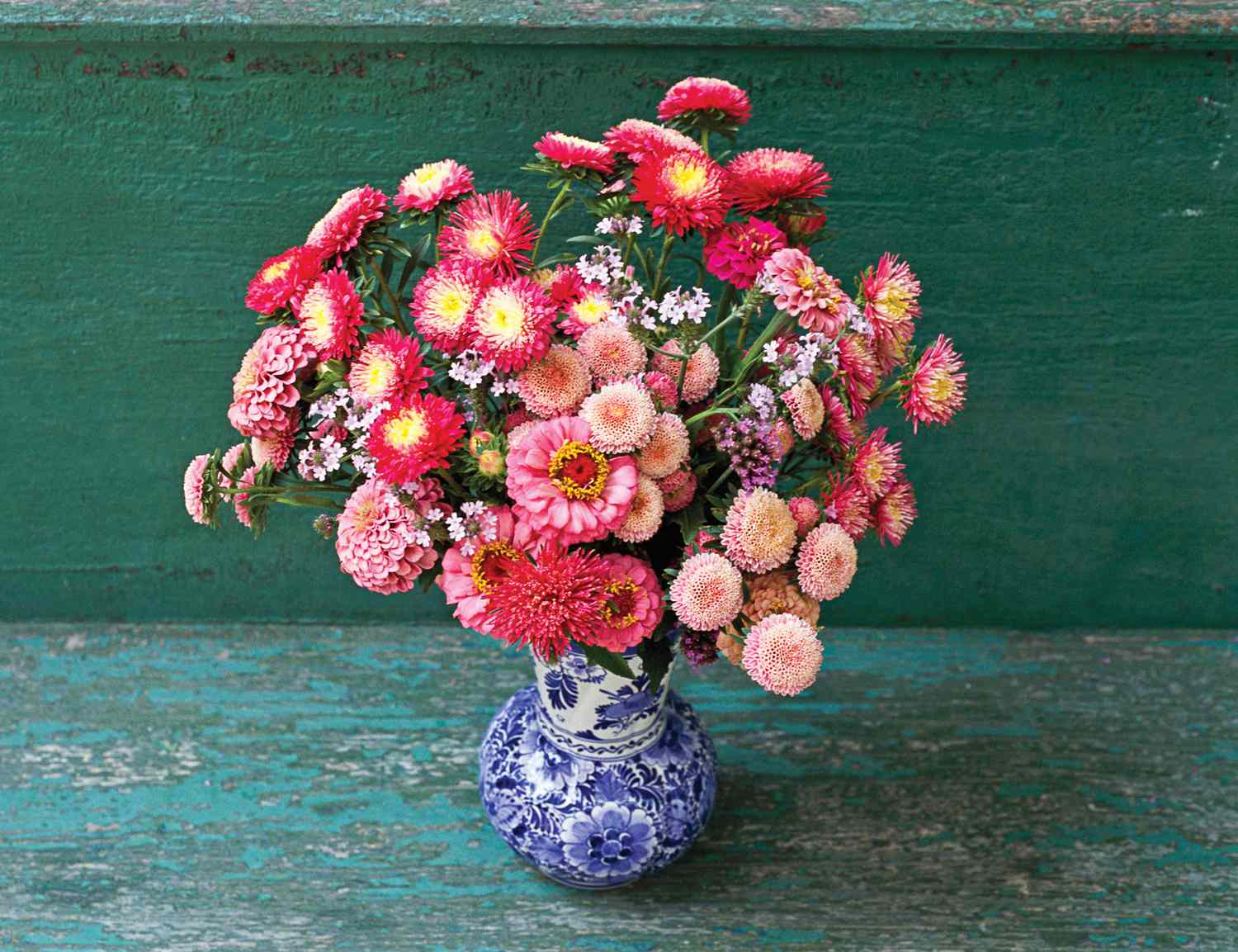 Make Sure You Include These Long-Lasting Cut Flowers in All of Your Arrangements - BH&G