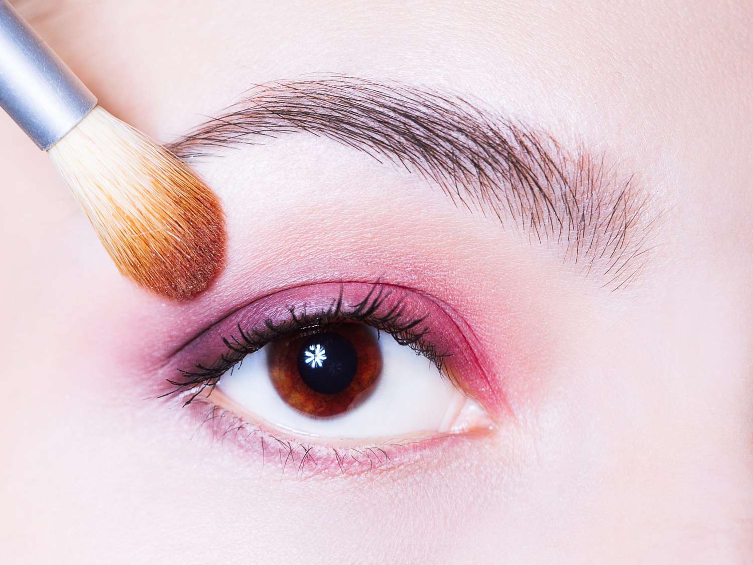 Ask a Beauty Editor: How to Apply Eyeshadow Like a Pro