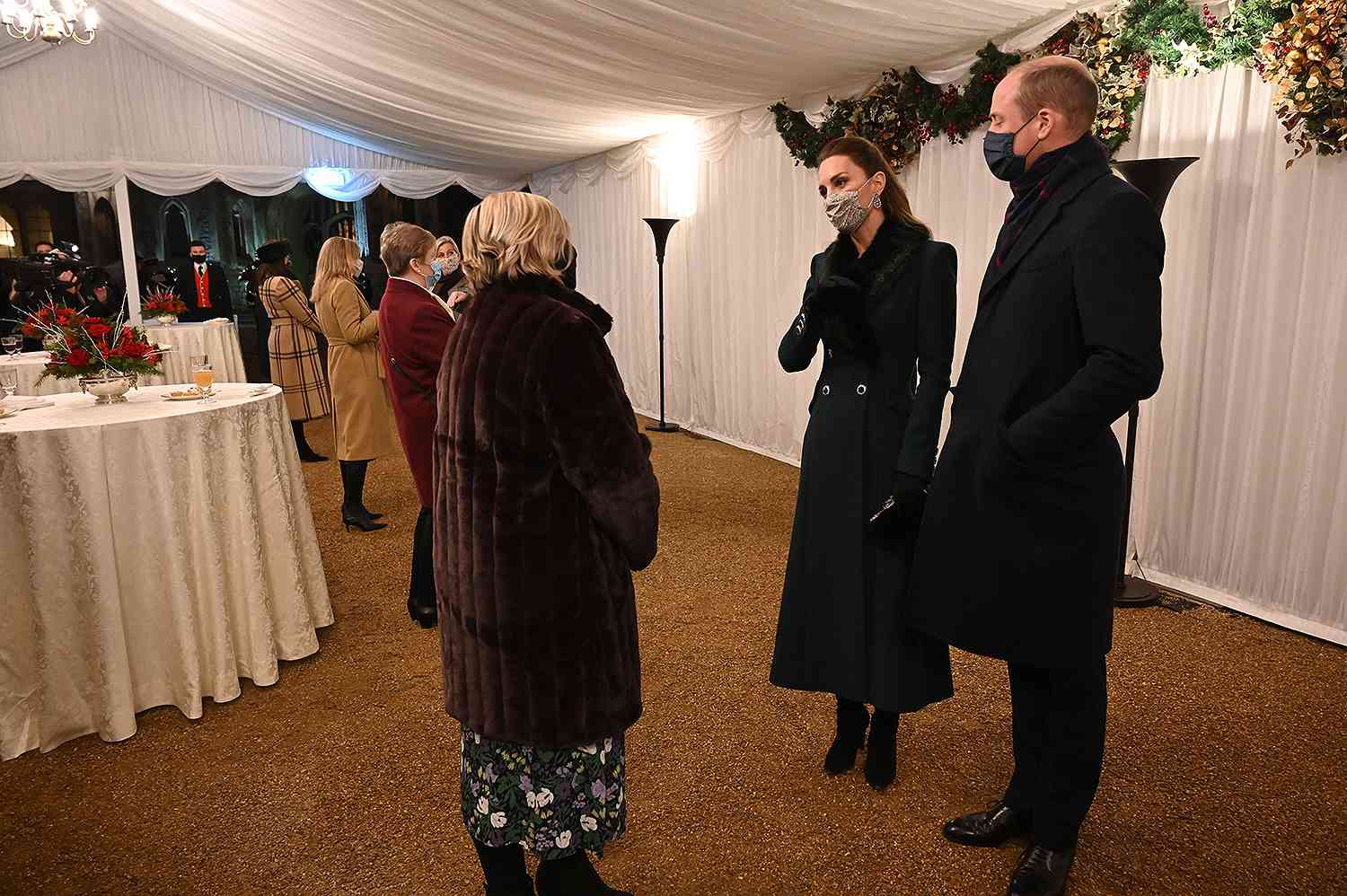 Финальная точка турне принца Уильяма и Кейт Миддлтон: герцоги встретились с Королевой в Виндзорском замке