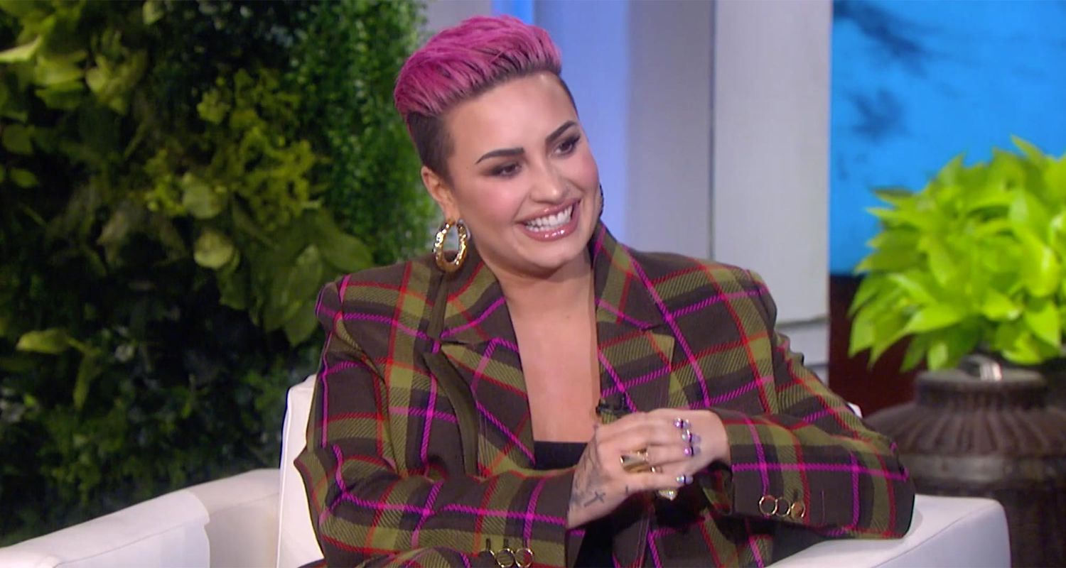 Demi Lovato Says Cutting Her Hair Helped Her Find Freedom Ew Com