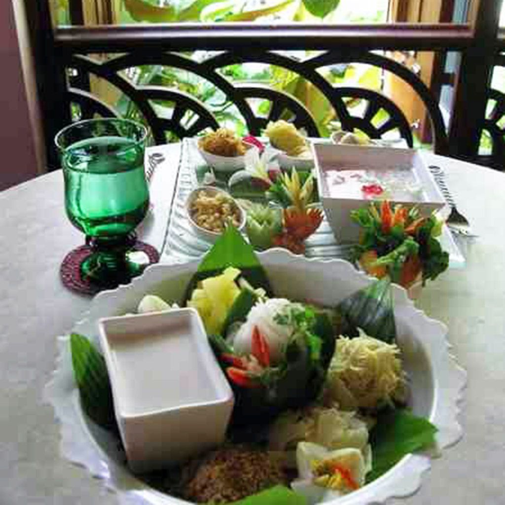 Bangkok’s Best Vegetarian Dining | Travel + Leisure