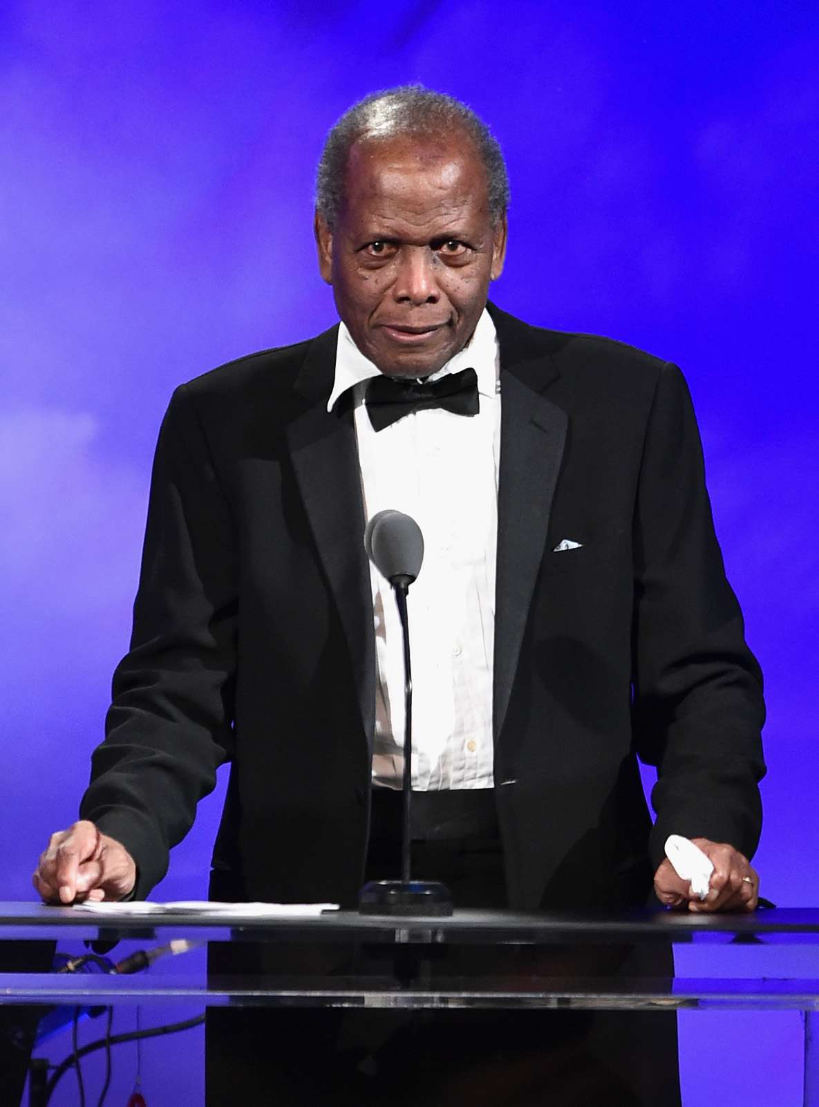 Sidney Poitier, 89, Says His 49-Year Marriage and His Family Are His Greatest Achievement - PEOPLE.com