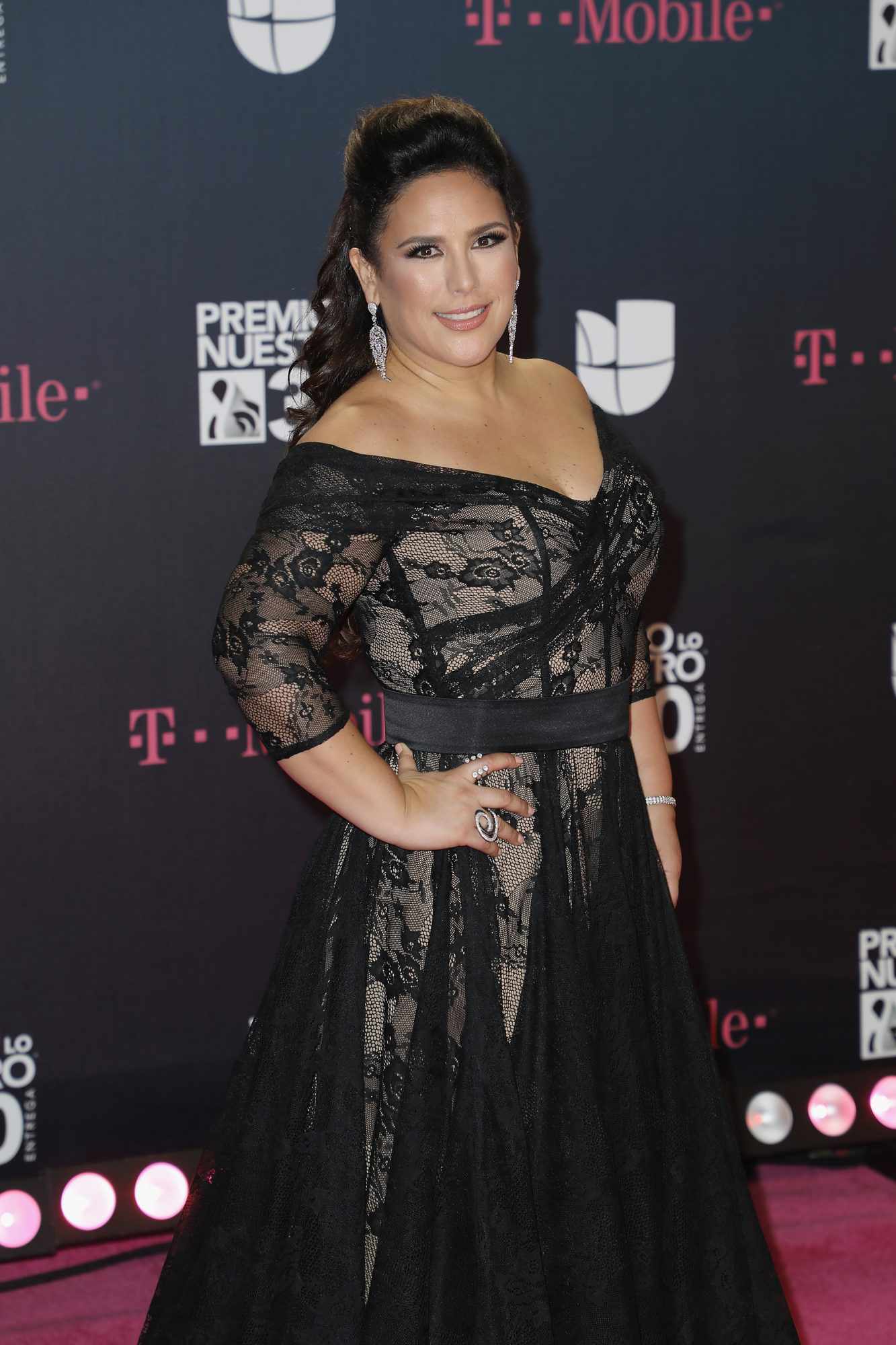 Mexican actress and comedian Angelica Vale has guest role in an episode of ...