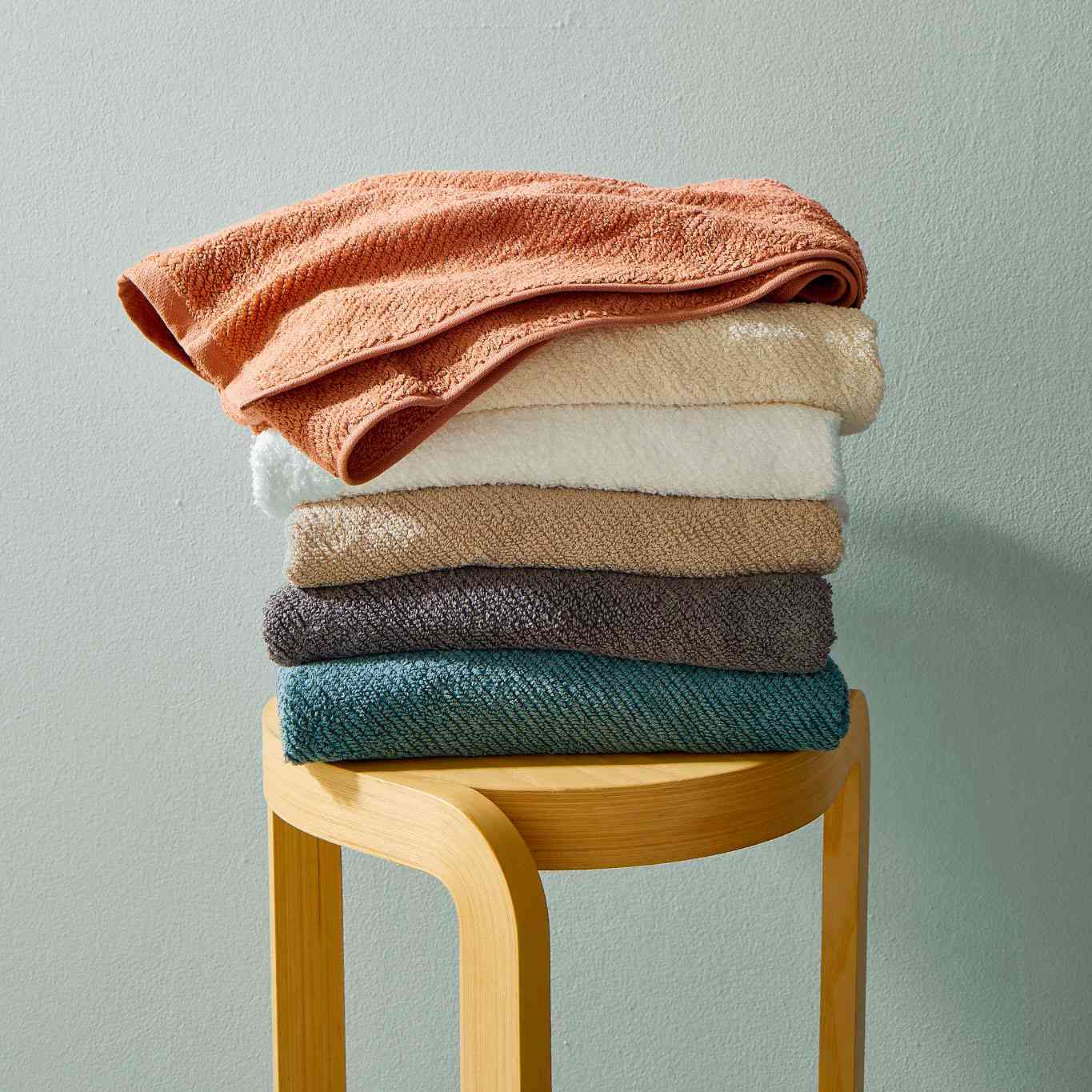 How to Pick the Best Bath Towels | Real Simple