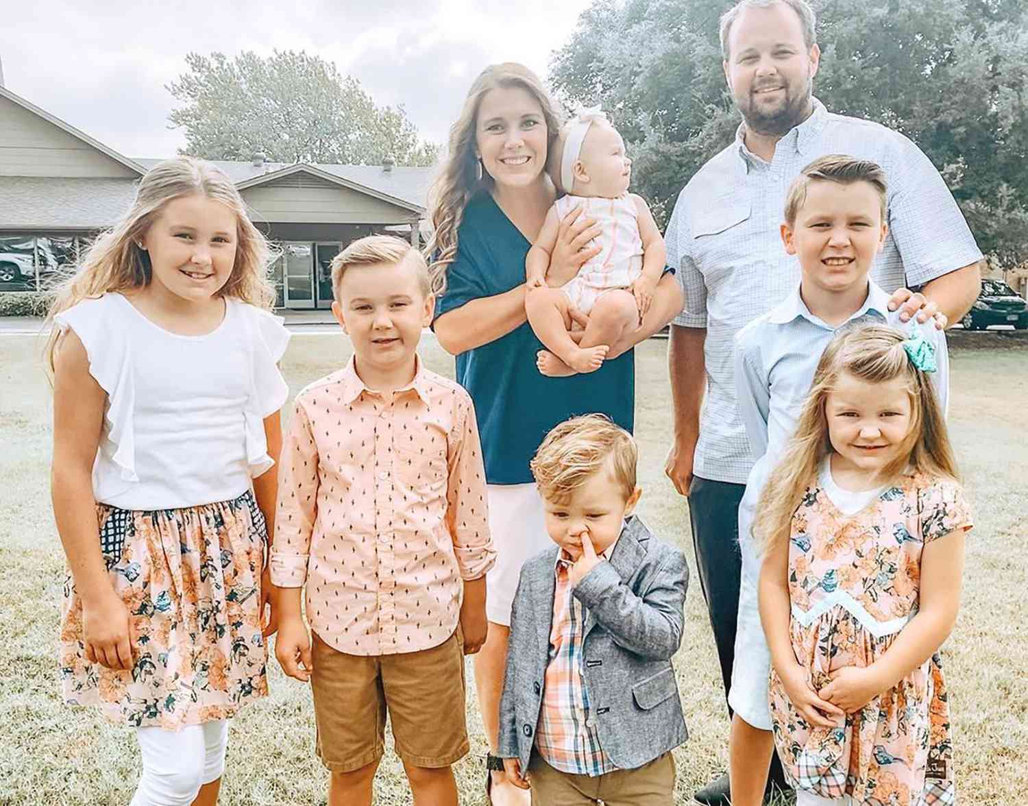 Josh Duggar: What to Know About Jim Bob and Michelle's Eldest Child - from 19 Kids and Counting to His Arrest - PEOPLE