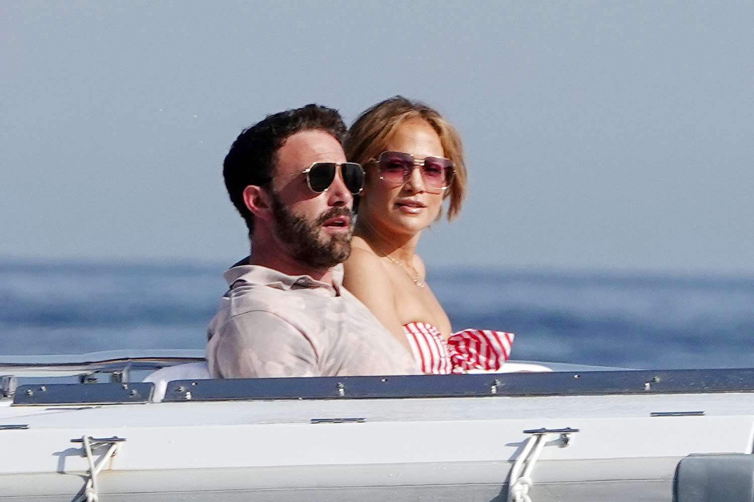 Jennifer Lopez and Ben Affleck Lounge on Yacht Off Amalfi Coast During Her Birthday Getaway - Yahoo Entertainment