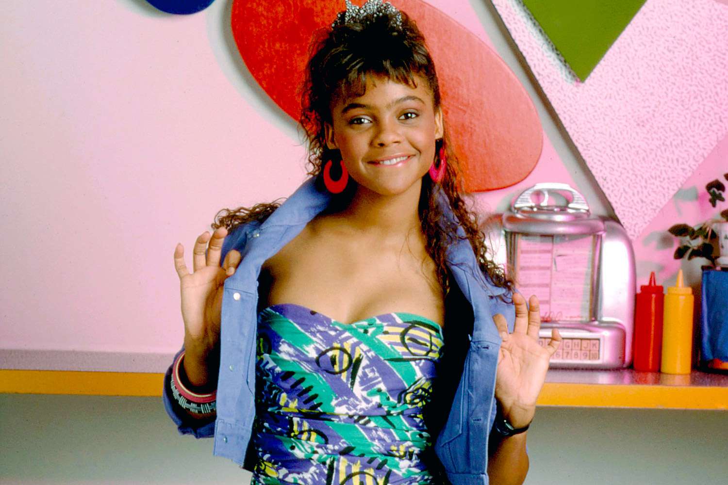 Time out! Here's your first look at Lark Voorhies in 'Saved by the Bell' revival