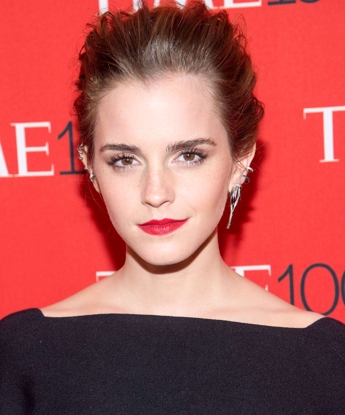 Emma Watson S Top 27 Earring Moments Instyle