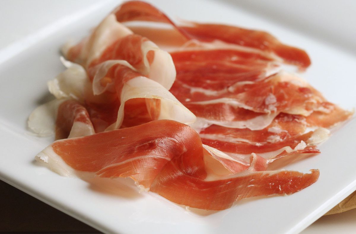 How to Buy Jamón Ibérico: What to Look for and Where to Get It | Food & Wine