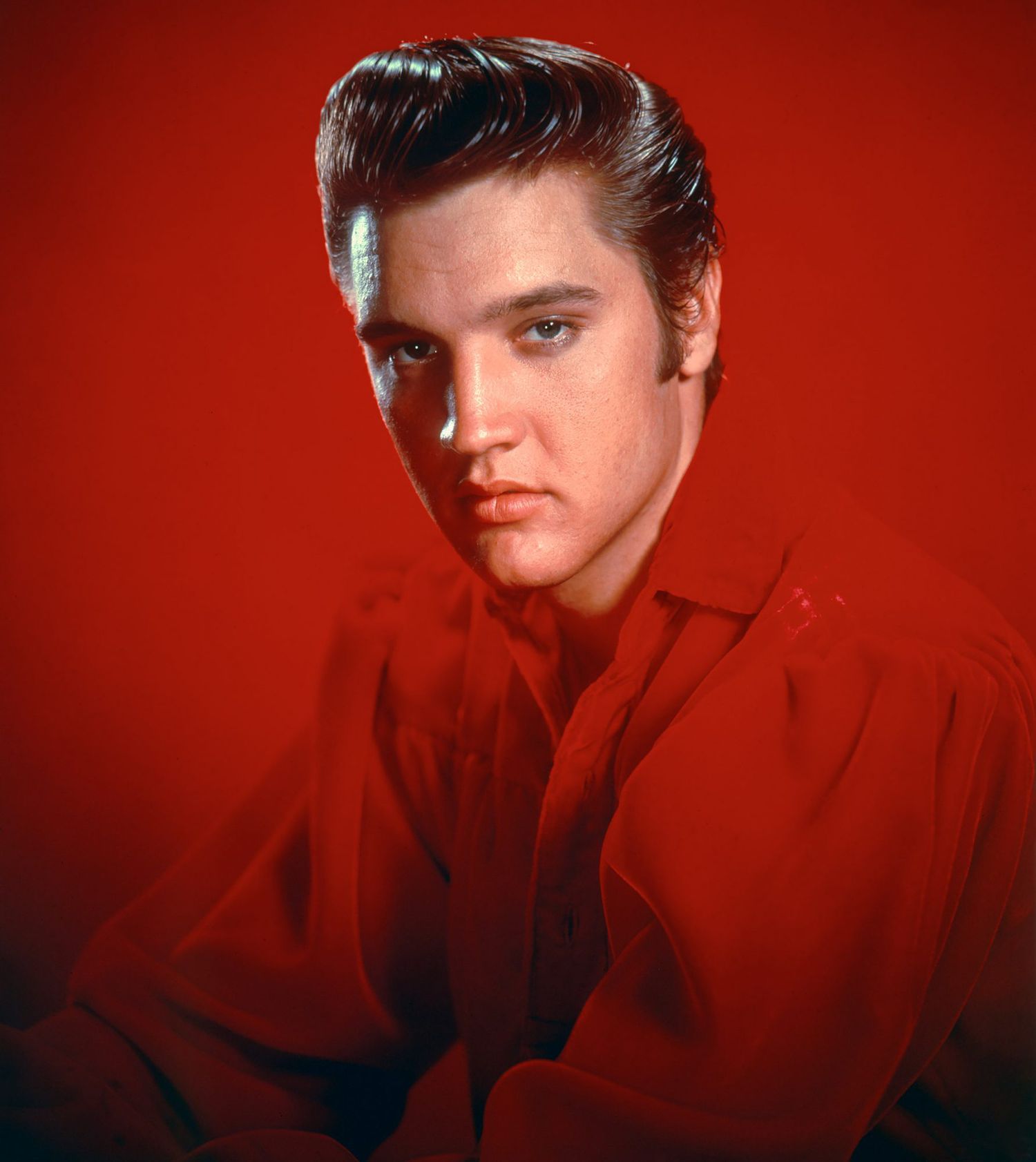 Elvis Presley's Graceland: 10 Things You Didn't Know | PEOPLE.com