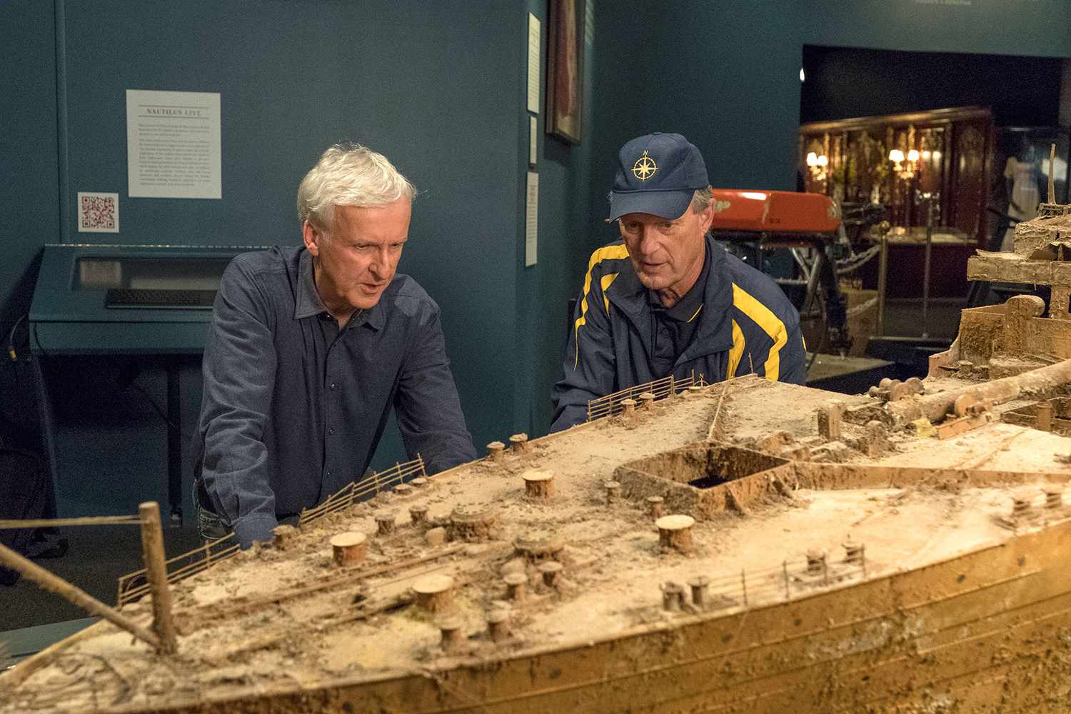 Titanic 9 Things We Learned From Years With James Cameron Doc Ew Com