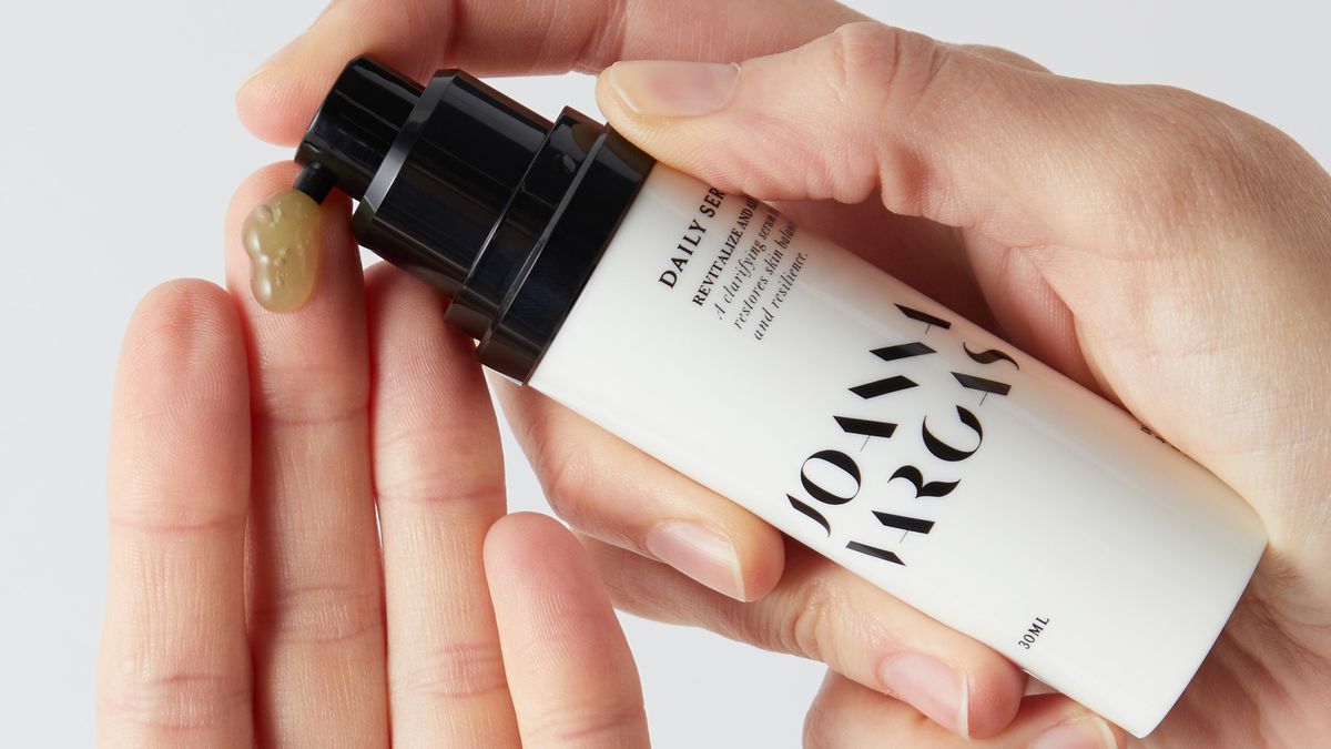 The Day-to-day Serum From Joanna Vargas Transforms the Skin