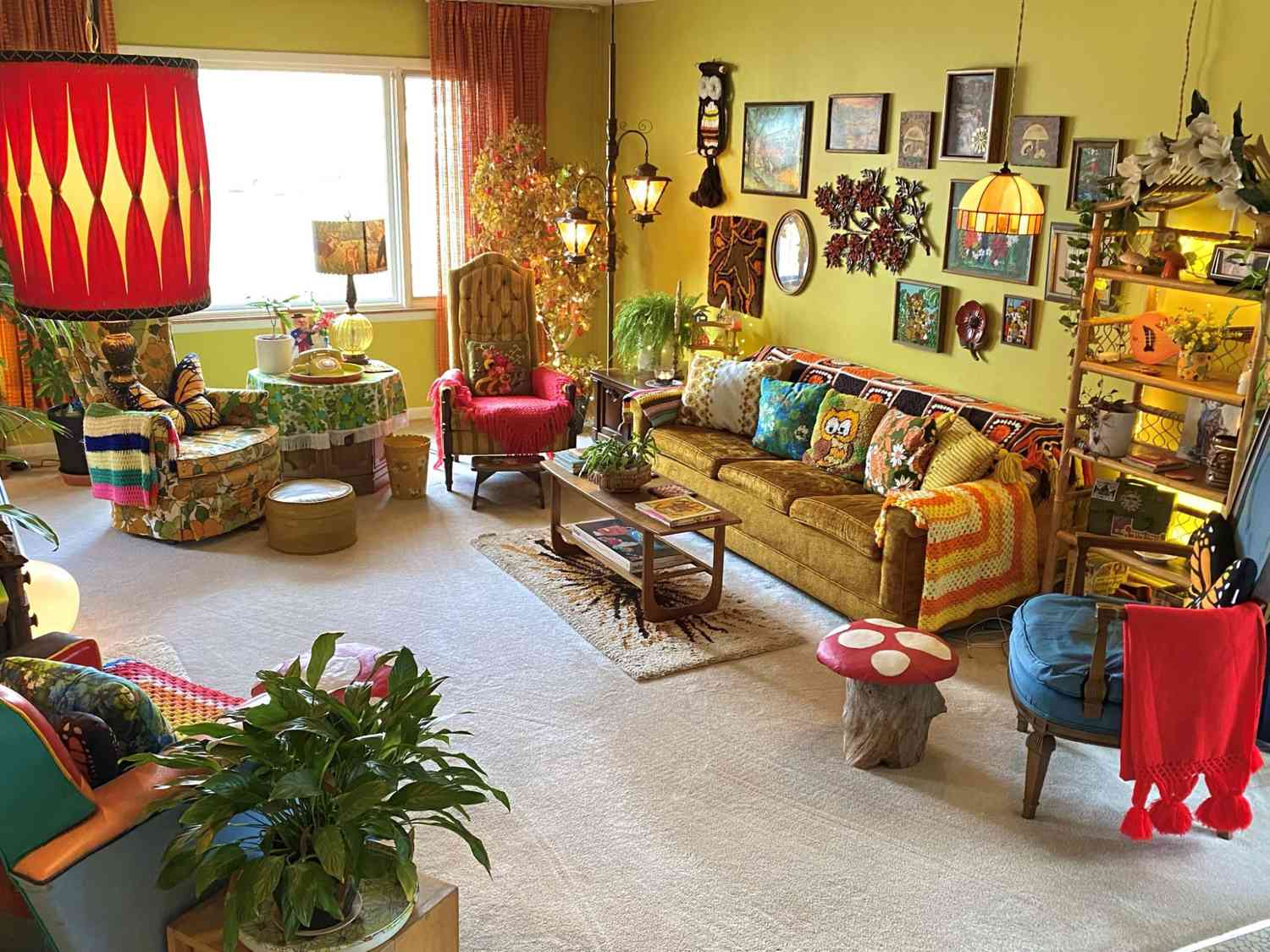 Chicago Mom Transforms Home Into 1970s Time Capsule Using Thrifted Finds Under $25 — See Inside!