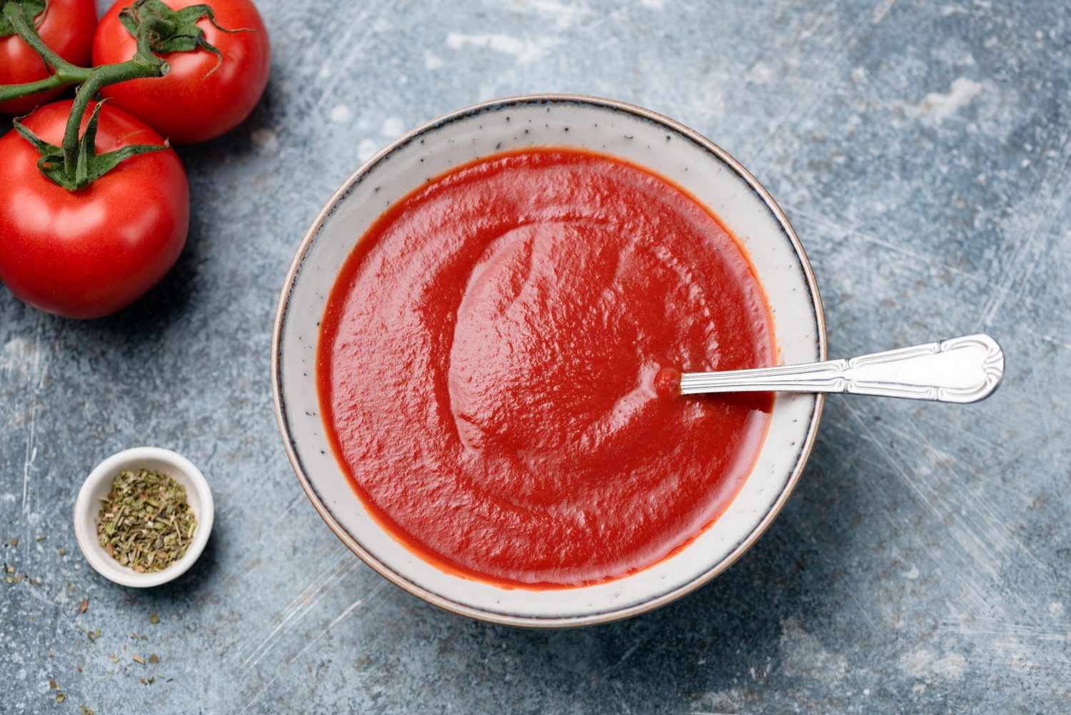 How to Make Tomato Purée At Home
