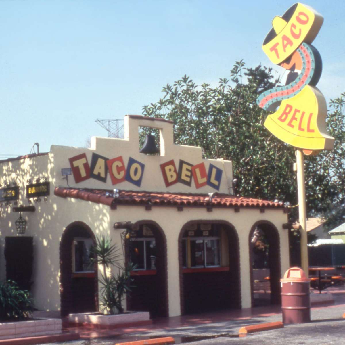 nearest taco bell