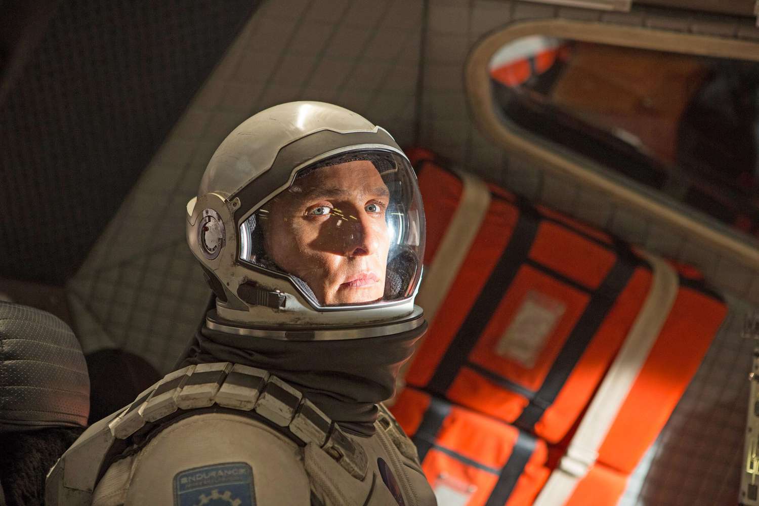 Jonathan Nolan reveals his original 'Interstellar' ending | EW.com