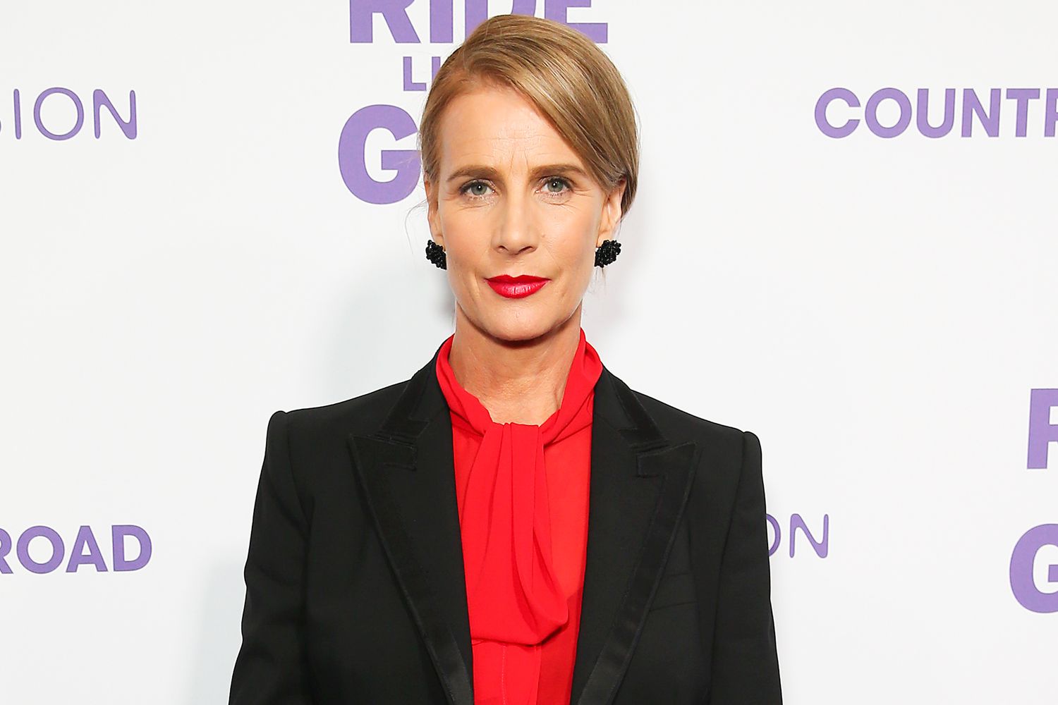 Six Feet Under's Rachel Griffiths acknowledges 'white bitch privilege' in protest post apology