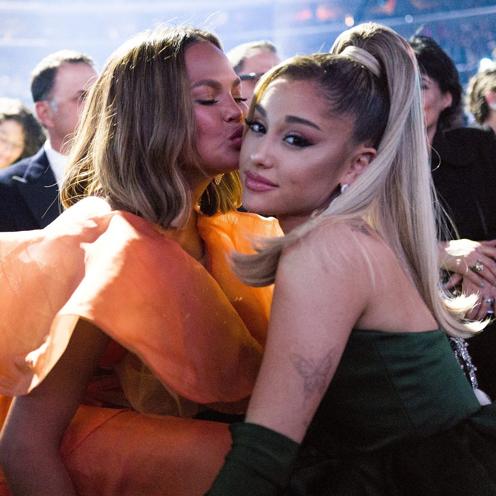 Ariana Grande Revealed A Dainty Butterfly Tattoo At The Grammys Hellogiggles