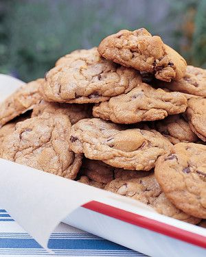 Carolynn's Chocolate-Chip Cookies