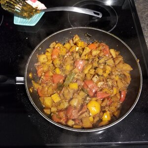 Bell Pepper, Tomato, and Potato Indian Curry