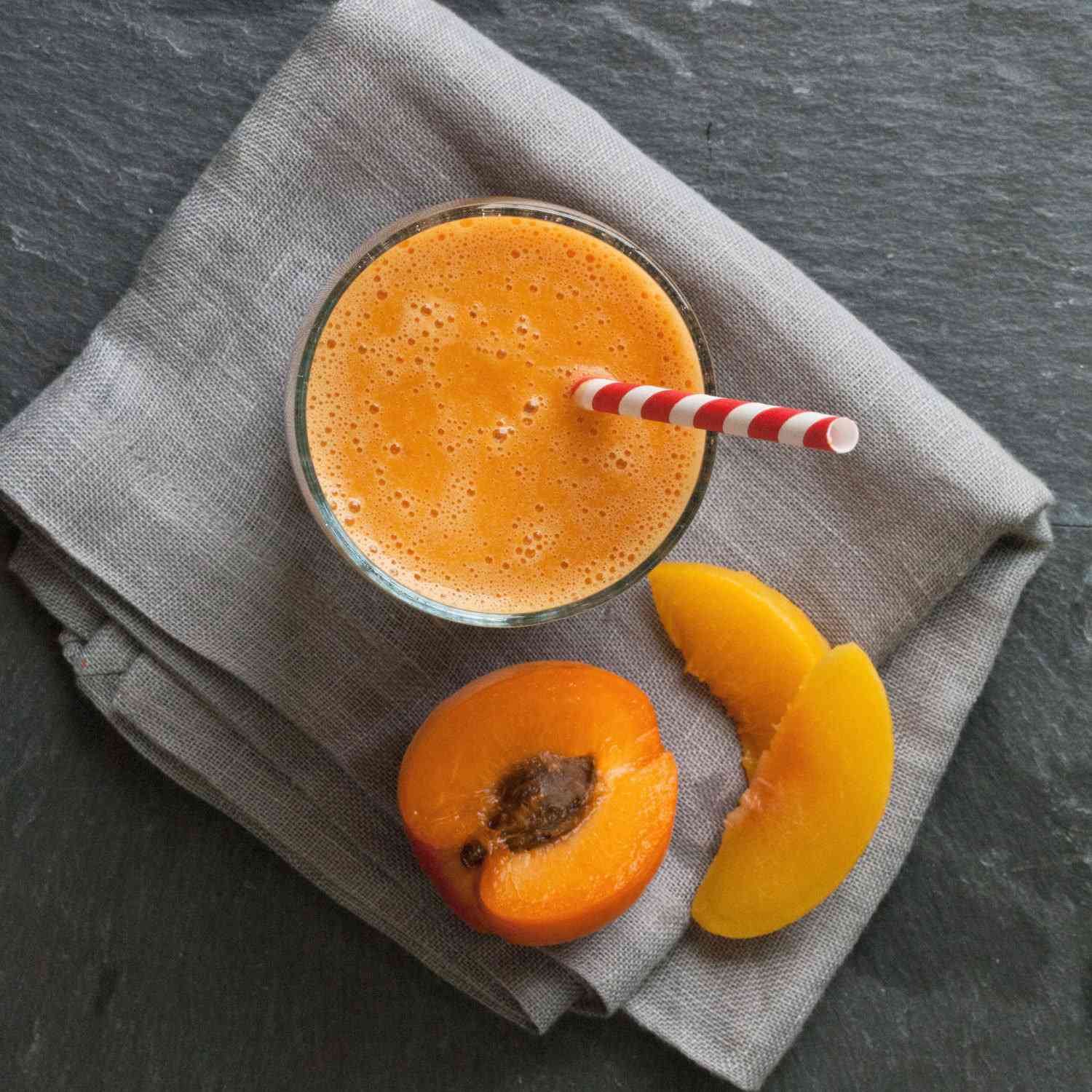 Apricot-Peach Smoothie