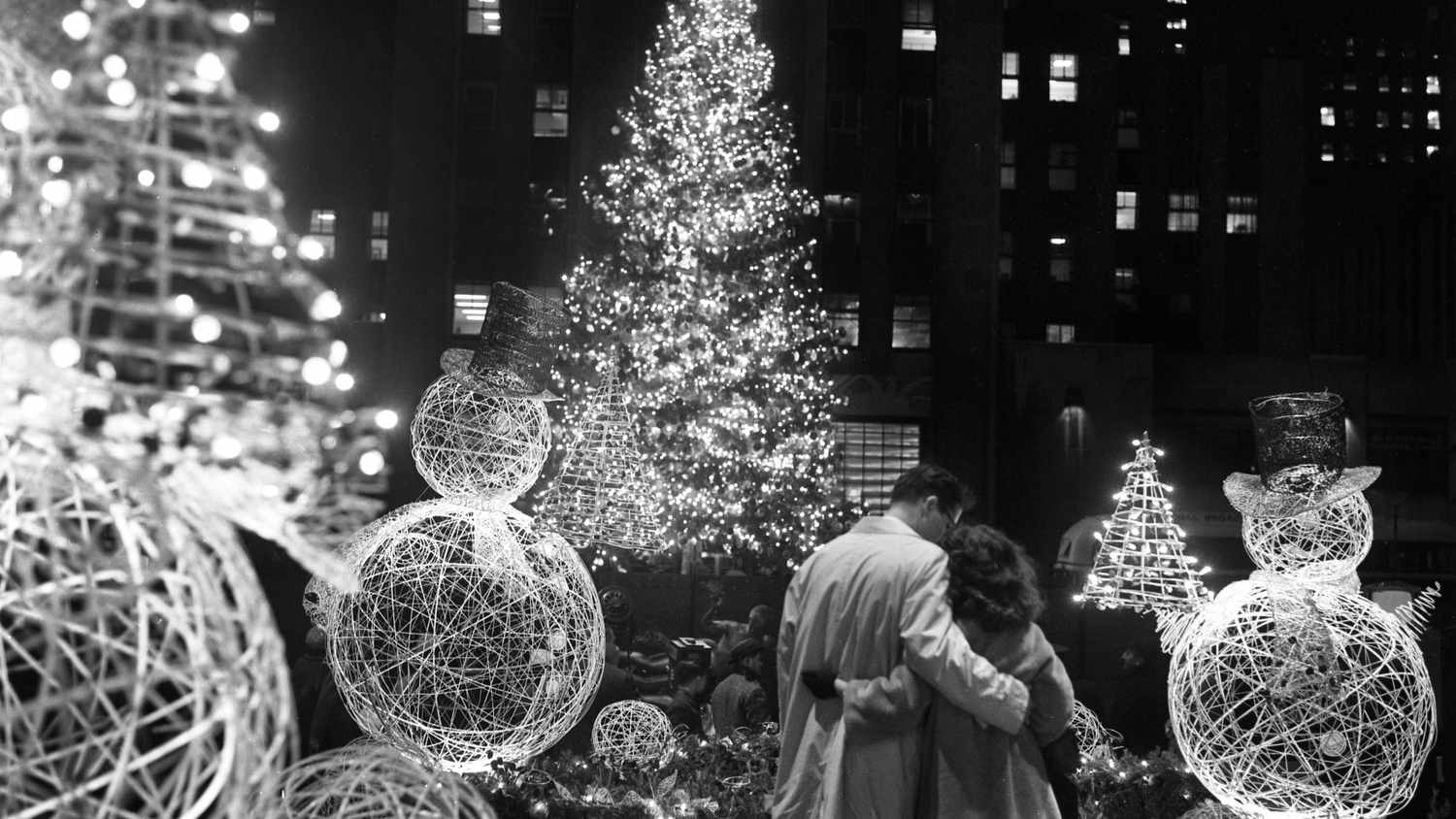 Top 5 Best Musical Moments From 'Christmas In Rockefeller Center' 2021