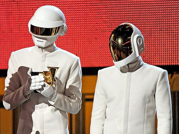 Daft Punk Without Helmets See The Grammy Winning Robots Unmasked People Com