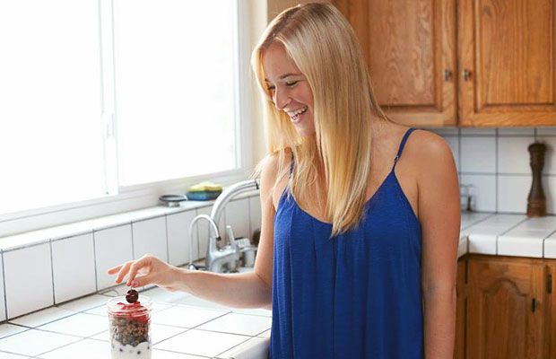 Vegan Blogger's Unusual Eating Disorder Shocks Followers