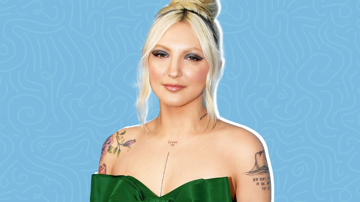 Singer Julia Michaels' Armpit Hair Is on Display in New Photo to Call Out Body Shamers