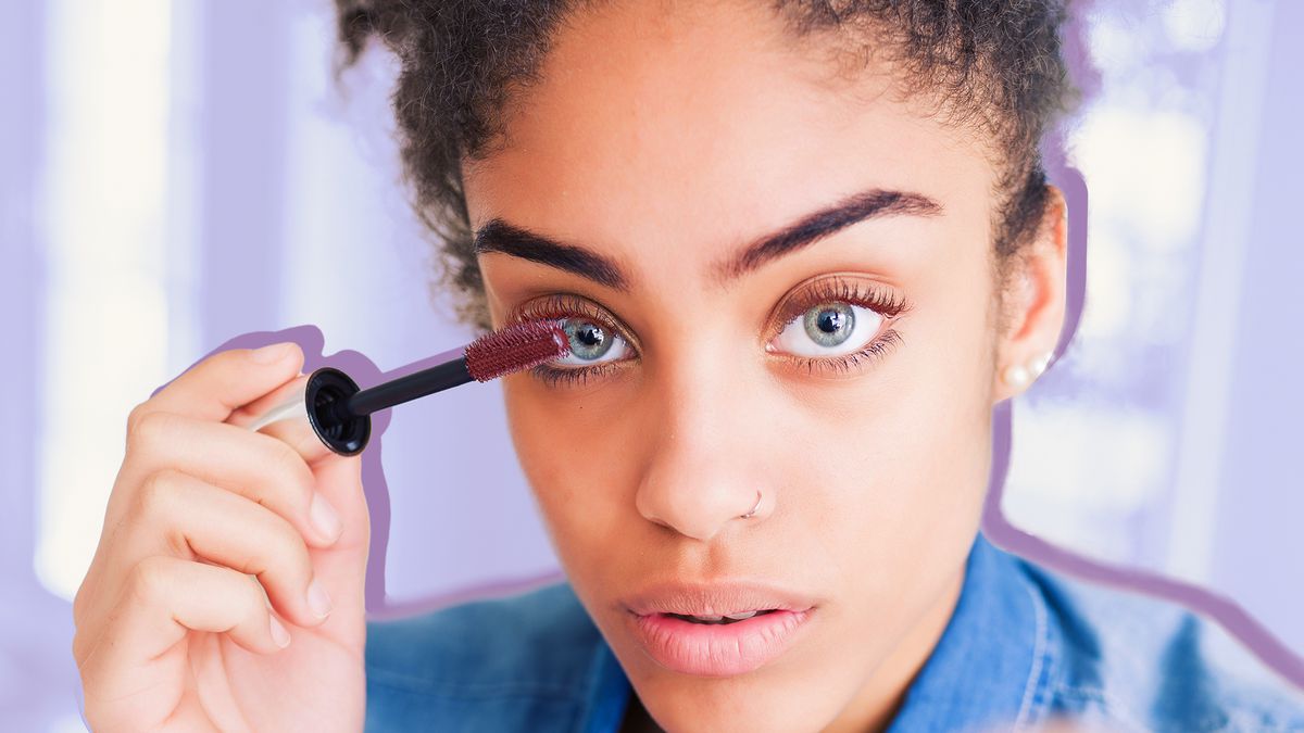 TIkTok Users Swear By This Mascara Hack That Makes Green Eyes Pop