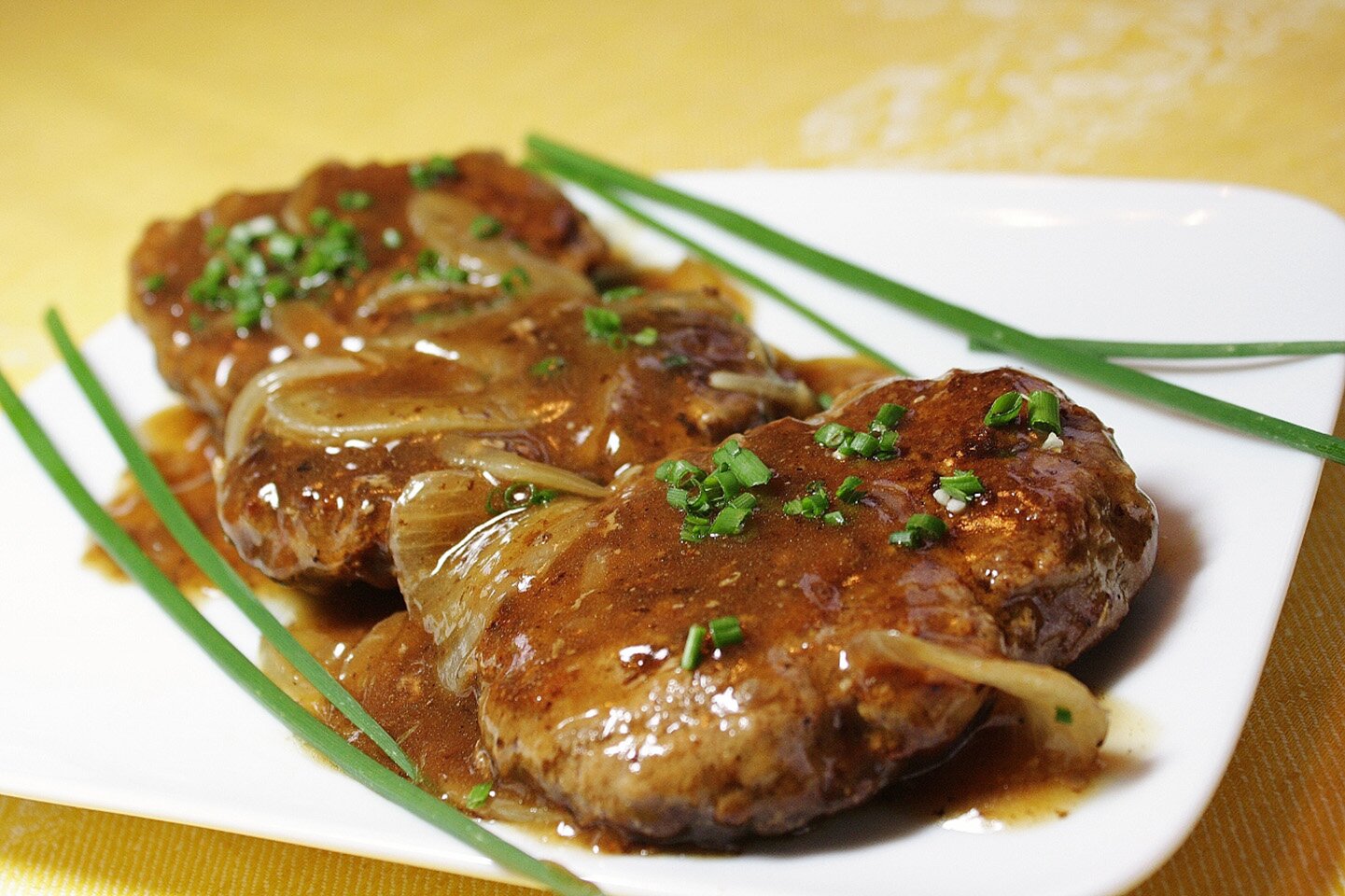 Hamburger Steak With Onions And Gravy Recipe Allrecipes