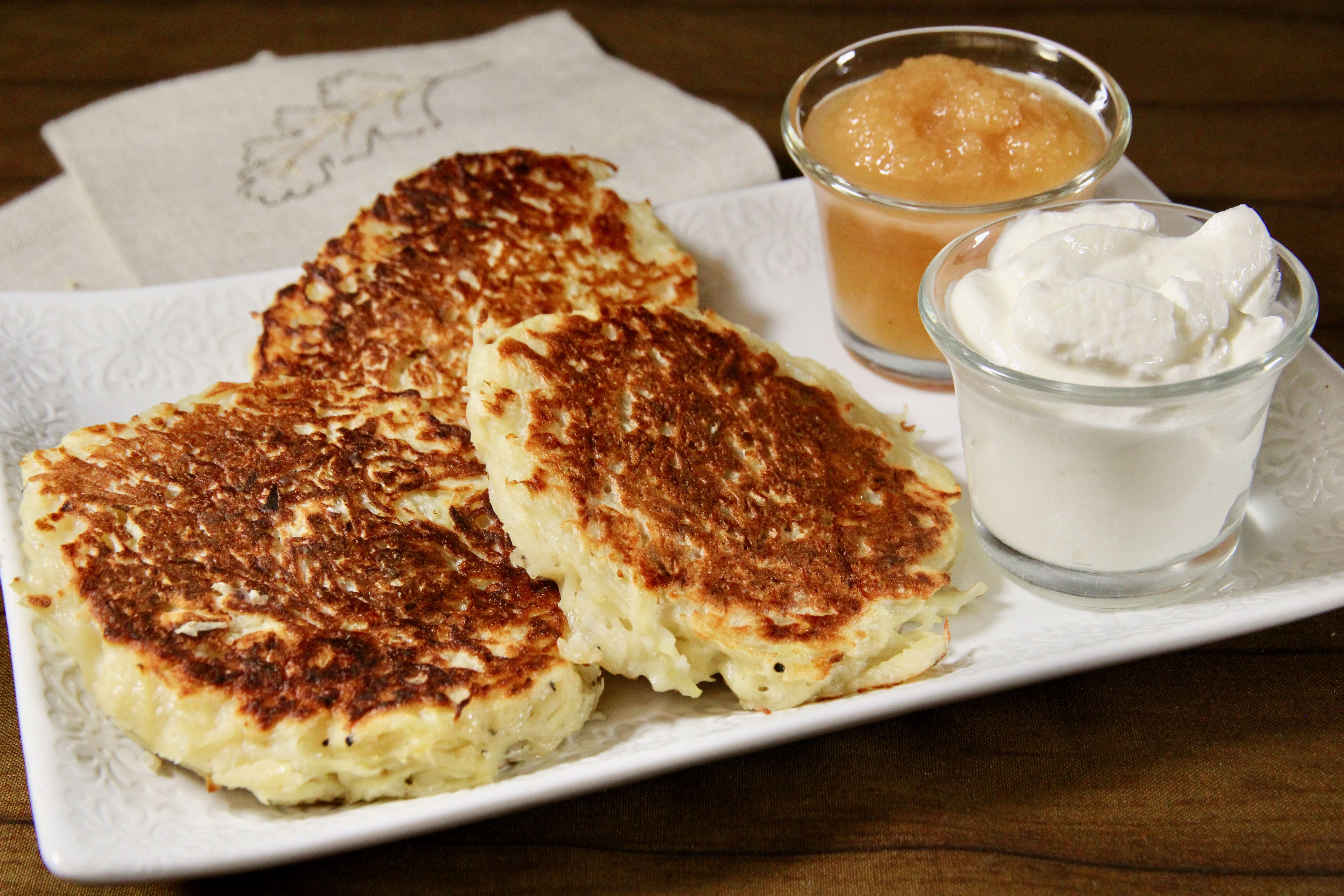 Streit's Potato Pancake Mix Recipes : Potato Pancakes German Kartoffelpuffer The Daring Gourmet / Sold by libros judios and ships from amazon fulfillment.