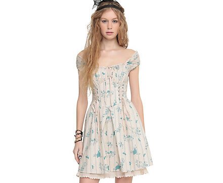 Head To Hot Topic For An Entire Cinderella Inspired Wardrobe Hellogiggles