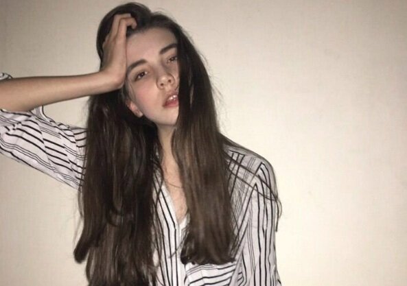A 14 Year Old Model Died After Working A 13 Hour Fashion Show Hellogiggles