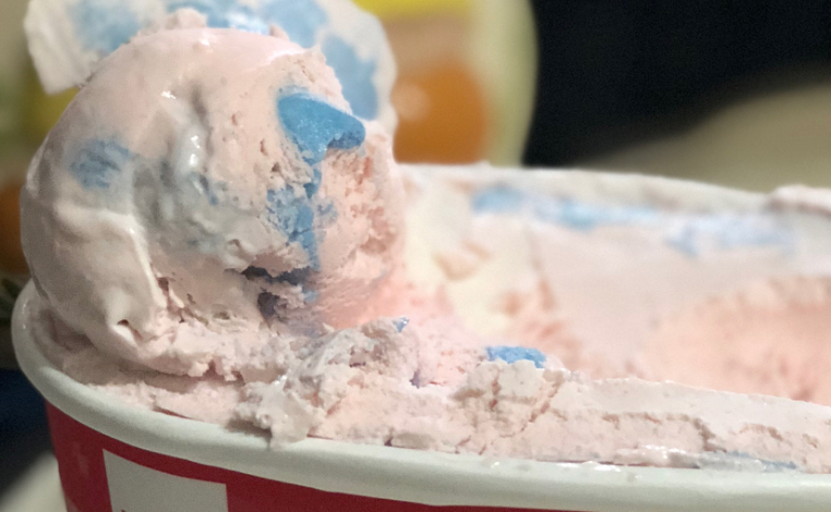 Target Unicorn Ice Cream Has Arrived And It Includes Edible Glitter Hellogiggles