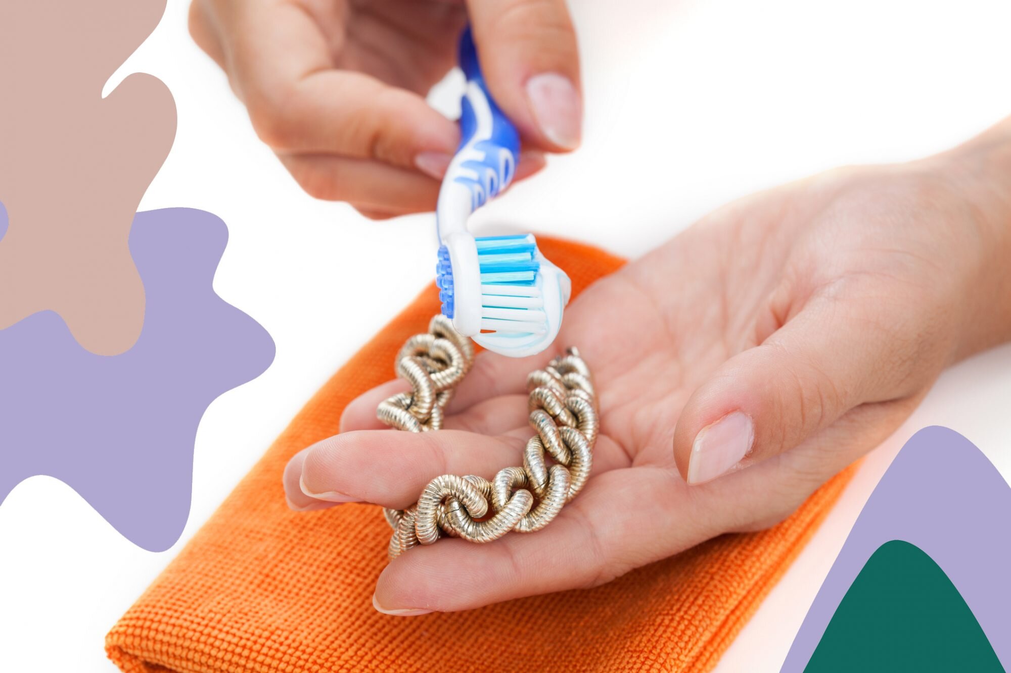 How To Clean Gold Jewelry: Tips for Cleaning Gold At-Home